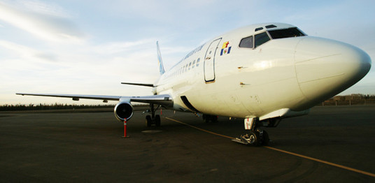 Boeing 737 - Multiple Flight Attendants Onboard